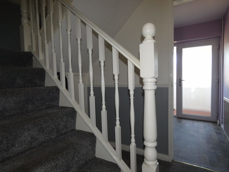 Entrance Hallway- click for photo gallery